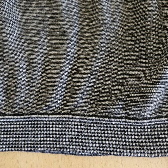 BCBGeneration Sweater Mini Dress Textured Wool Blend -Black Gray- sz S -NWT - Picture 7 of 7